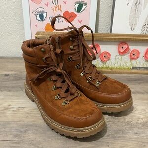 Brown torrid boots 9.5 W